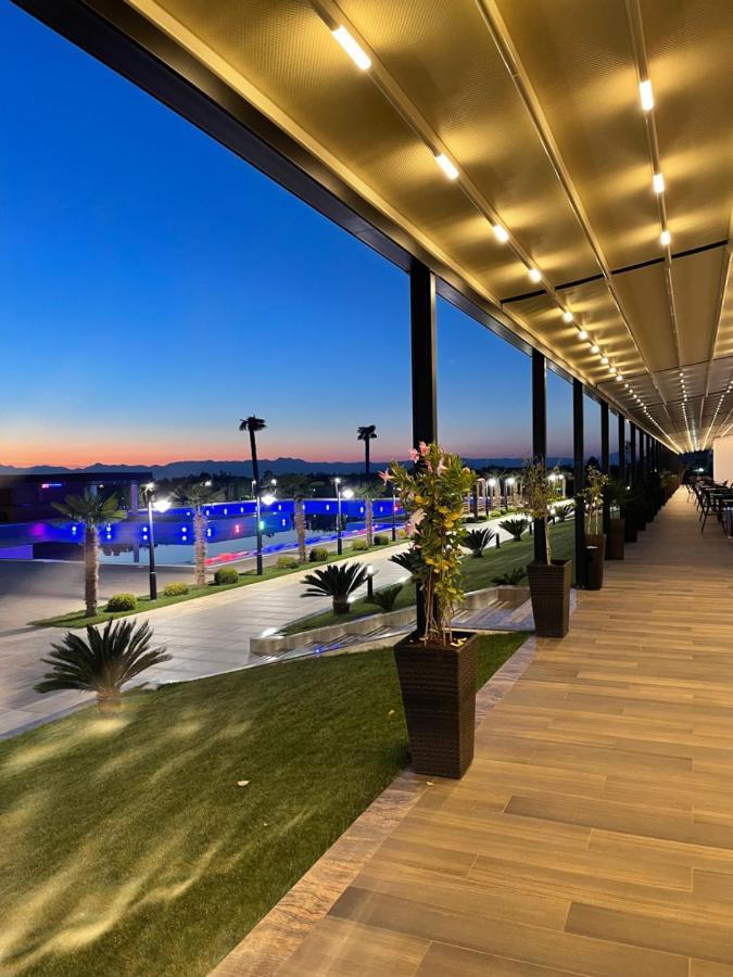 Koplik Deluxe Resort And Spa מראה חיצוני תמונה