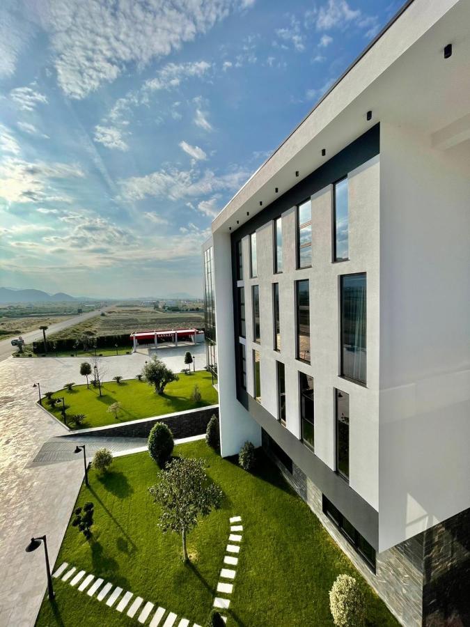 Koplik Deluxe Resort And Spa מראה חיצוני תמונה