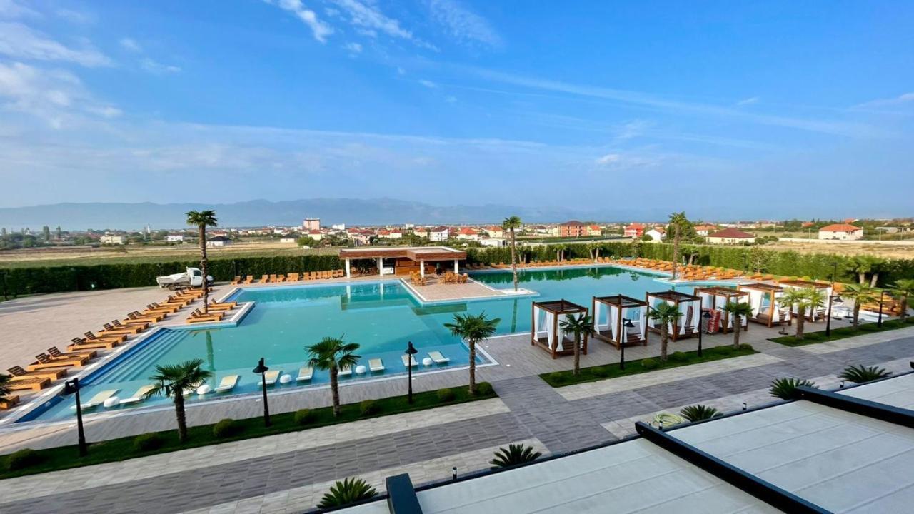 Koplik Deluxe Resort And Spa מראה חיצוני תמונה